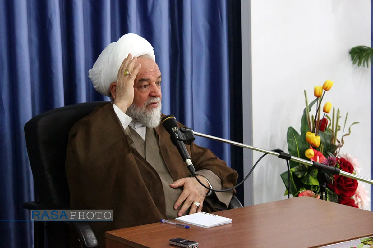 نشست طرح قدم های آسمانی تا امام مهربانی