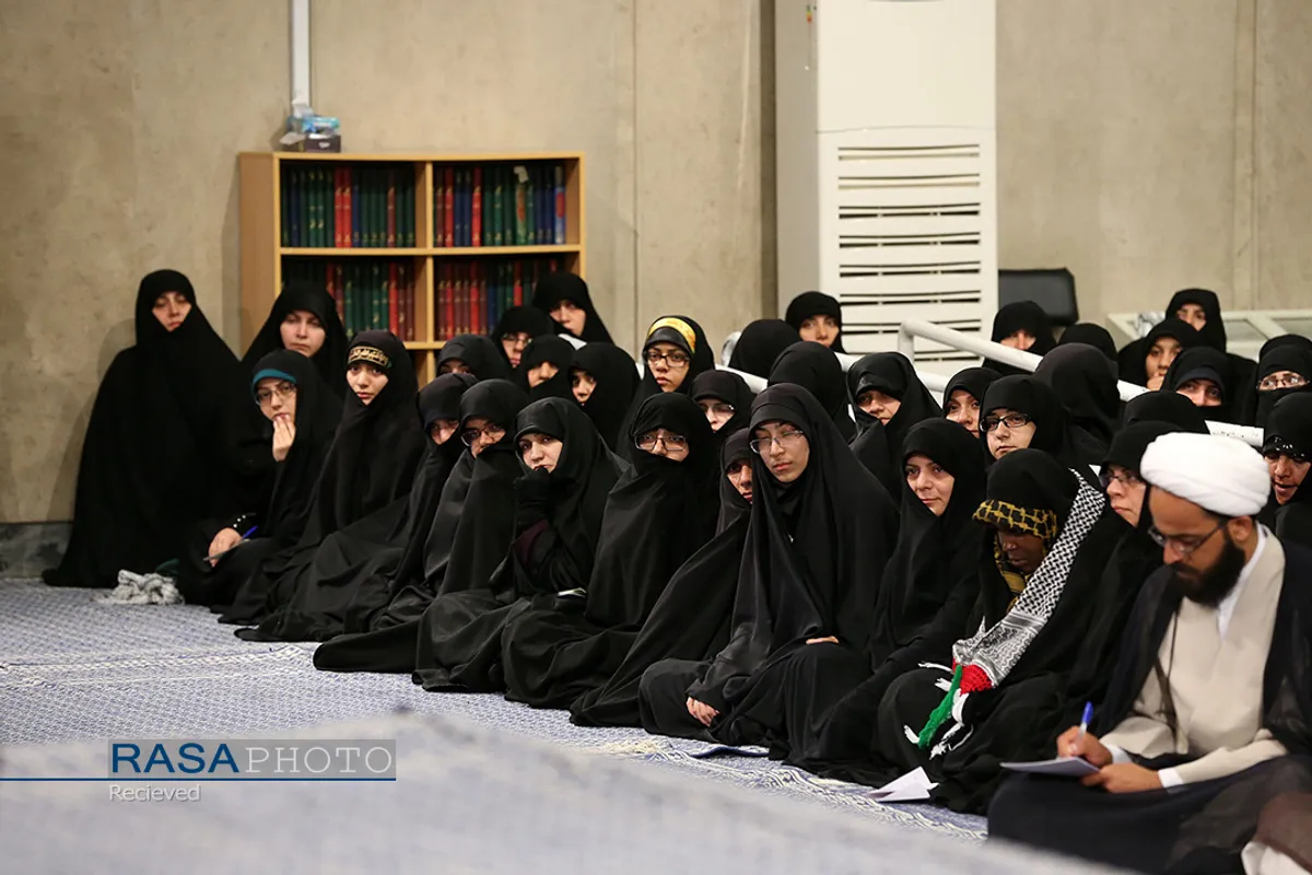 دیدار جمعی از طلاب سراسر کشور با رهبر معظم انقلاب