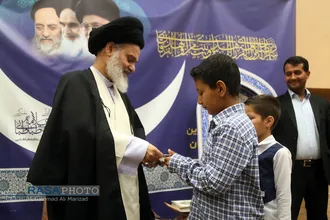 سخنرانی آیت الله حسینی بوشهری در جمع خانواده شهداء مدافع حرم