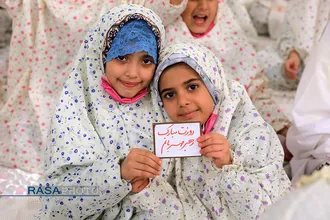 مراسم جشن تکلیف دختران دانش&zwnj;آموز با حضور مقام معظم رهبری