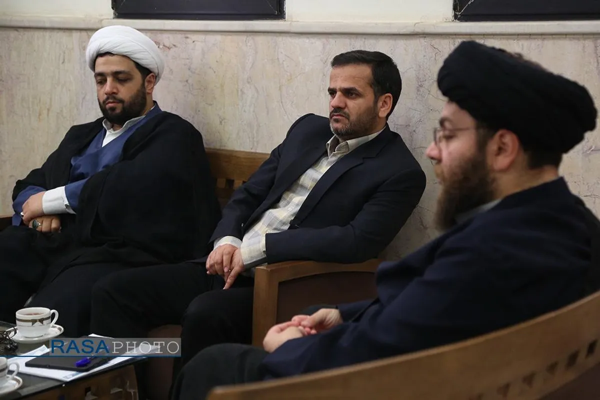 دیدار حجت الاسلام محمدمهدی محققی مدیرعامل رسا با حجت الاسلام سید ابوالحسن حسن&zwnj;زاده نماینده مردم خوزستان در مجلس خبرگان رهبری
