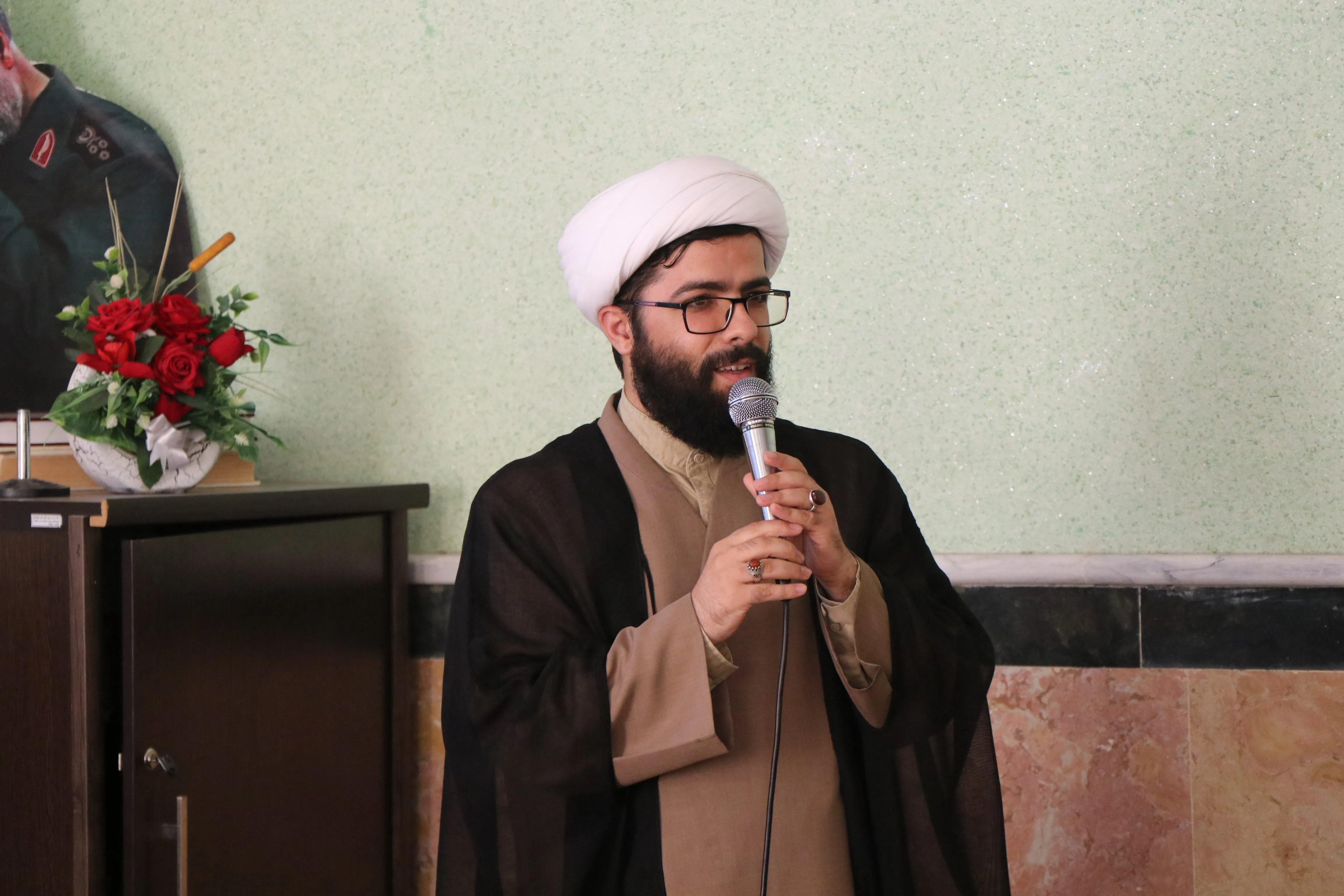 آینده فرهنگ و اقتصاد ایران در گرو جوان‌ماندن جامعه
