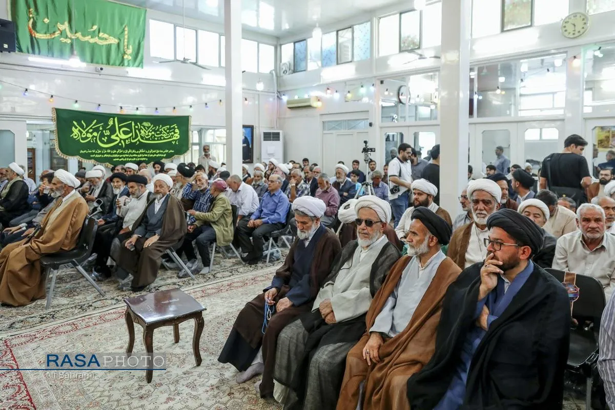 جشن عمامه&zwnj;گذاری طلاب در روز عید غدیر