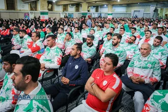 دیدار قهرمانان ورزشی و مدال&zwnj;آوران بازی&zwnj;های آسیایی و پارا آسیایی بار هبر انقلاب