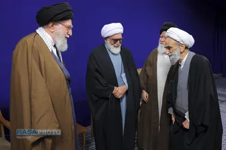 دیدار اعضای ستاد برگزاری کنگره بزرگداشت آیت&zwnj;الله میلانی با رهبر معظم انقلاب