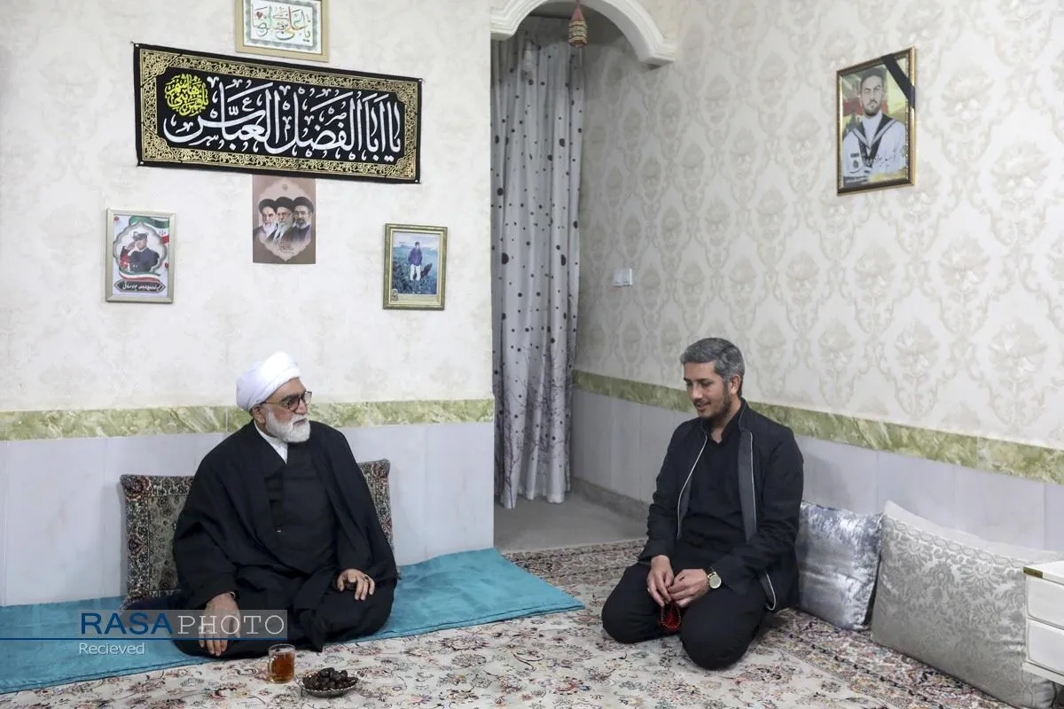 دیدار تولیت آستان قدس رضوی با خانواده شهدای ناوچه دنا