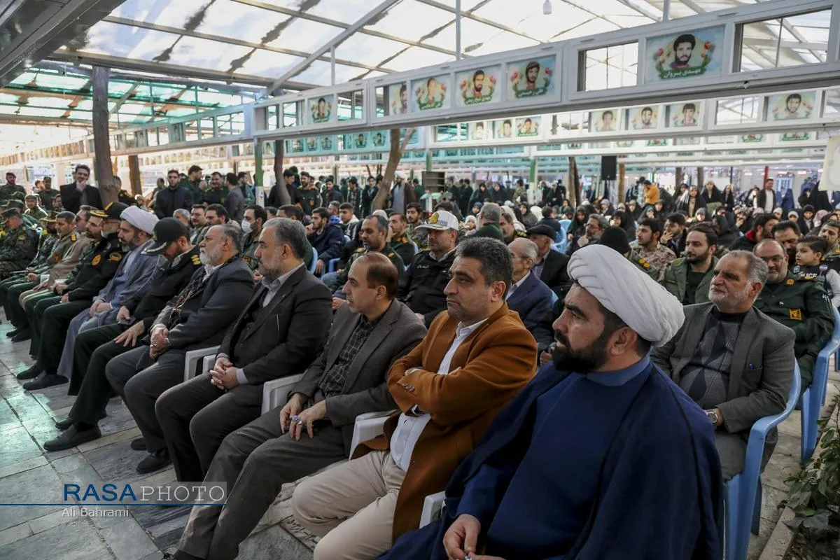 مراسم میهمانی لاله&zwnj;ها در گلزار شهدای علی بن جعفر (ع) قم