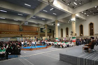 دیدار قهرمانان ورزشی و مدال&zwnj;آوران بازی&zwnj;های آسیایی و پارا آسیایی بار هبر انقلاب