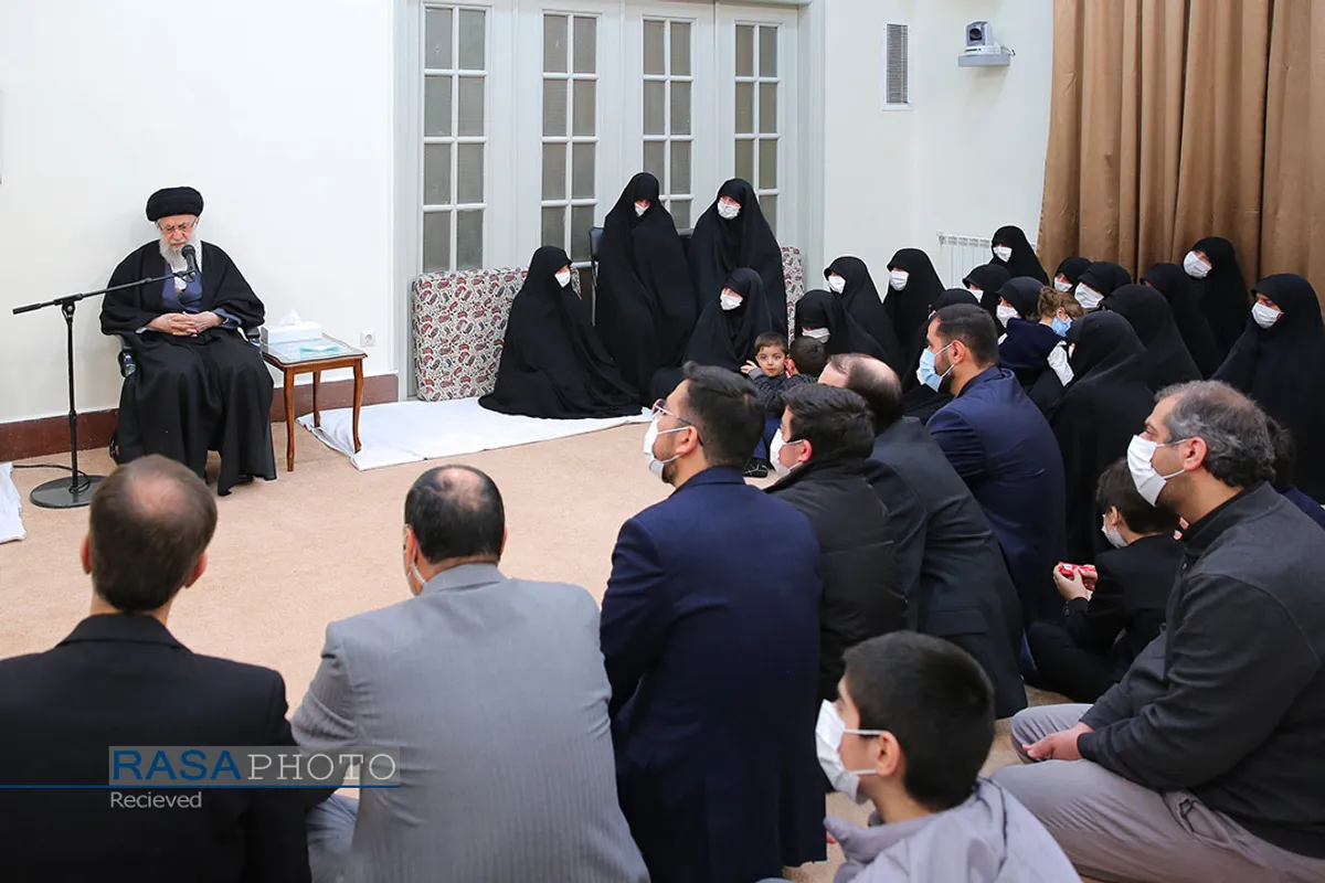 دیدار خانواده آیت&zwnj;الله مصباح یزدی با رهبر معظم انقلاب