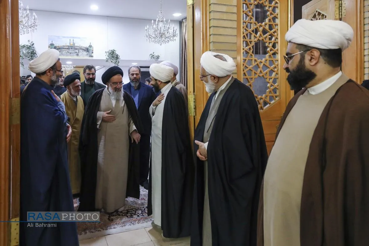 بزرگداشت شهدای فتنه اخیر آمریکایی صهیونیستی در قم