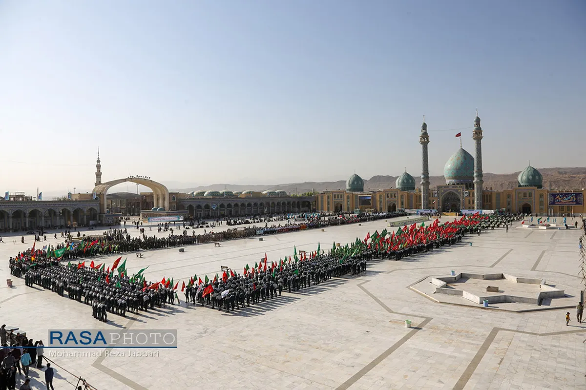 &laquo;عهد سربازی&raquo; نیرو&zwnj;های مسلح با امام زمان (عج) در جمکران&lrm;&lrm;