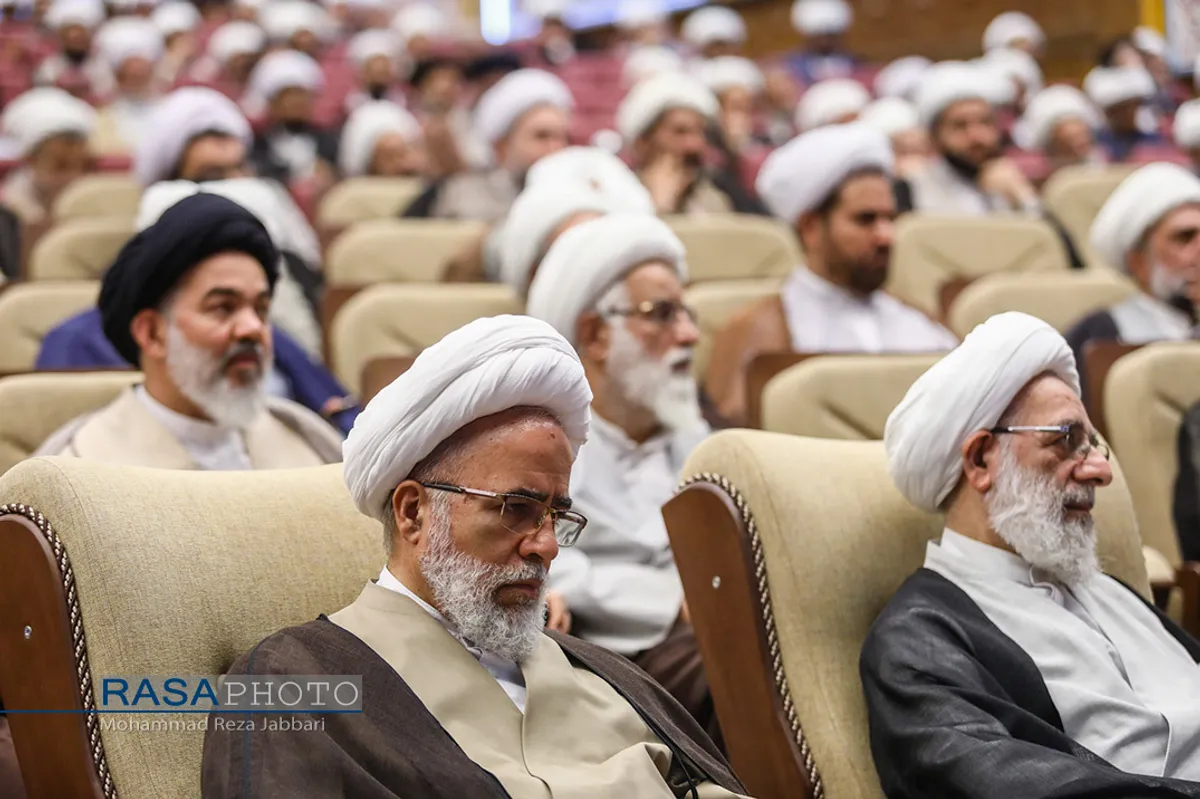 اجلاسیه اساتیدسطوح عالی خارج و مراکز تخصصی حوزه علمیه قم&lrm;&lrm;