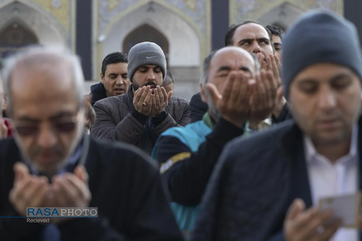 اقامه نماز عید سعید فطر در حرم مطهر رضوی