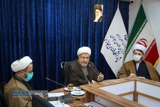 رونمایی از ۵ جلد از آثار دفتر مطالعات اسلامی توسط آیت الله اراکی