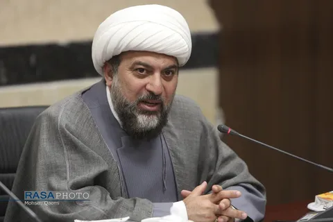 عرفان‌های نوظهور ابزار جنگ نرم دشمن‌اند / رسانه‌ها باید معنویت اصیل انقلاب اسلامی در بیانیه گام دوم را بازتاب دهند