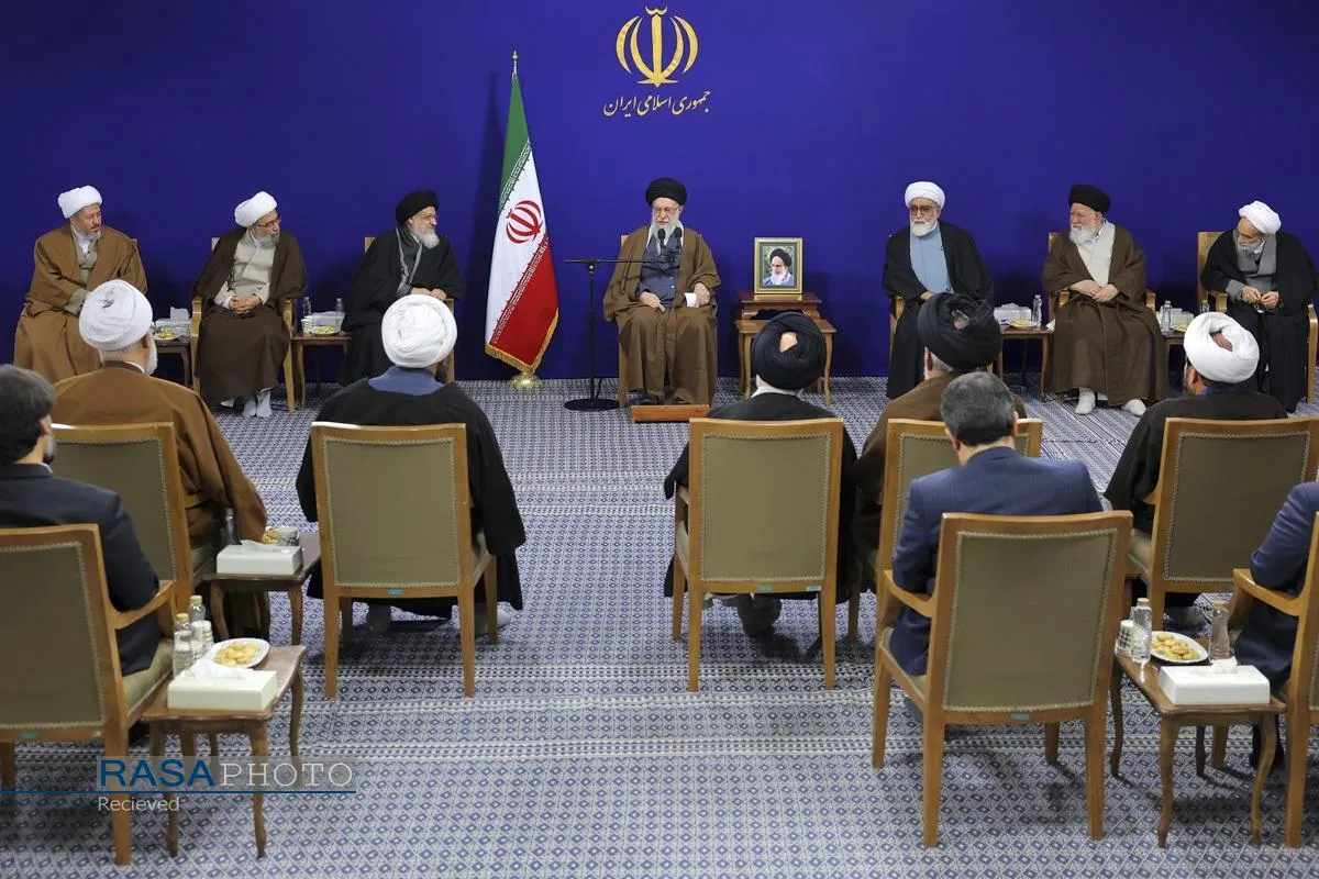 دیدار اعضای ستاد برگزاری کنگره بزرگداشت آیت&zwnj;الله میلانی با رهبر معظم انقلاب