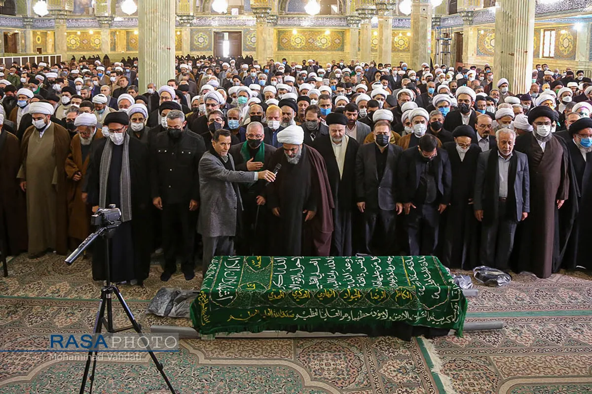 مراسم تشییع همسر مرحوم آیت الله فاضل لنکرانی (ره)