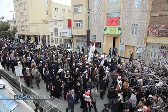 راهپیمایی خودجوش طلاب و بسیجیان قم در پی شهادت حاج قاسم سلیمانی