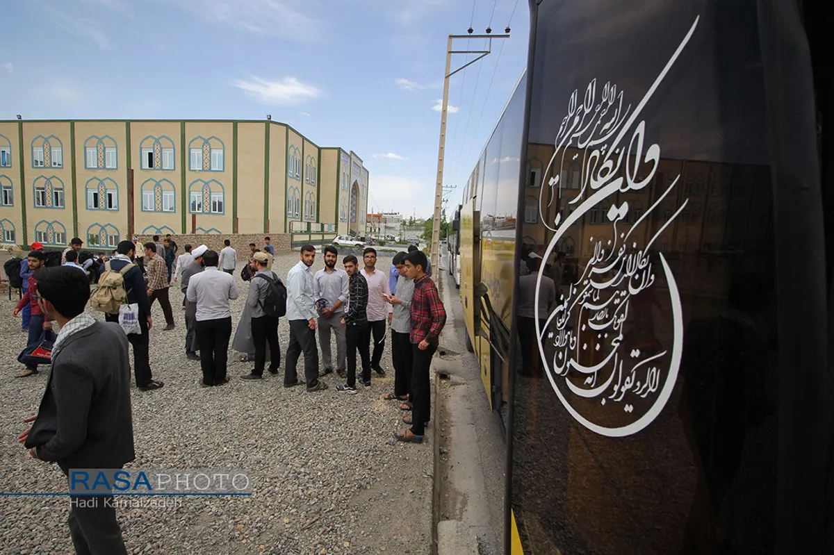 اعزام طلاب بیرجند به مناطق سیل زده لرستان