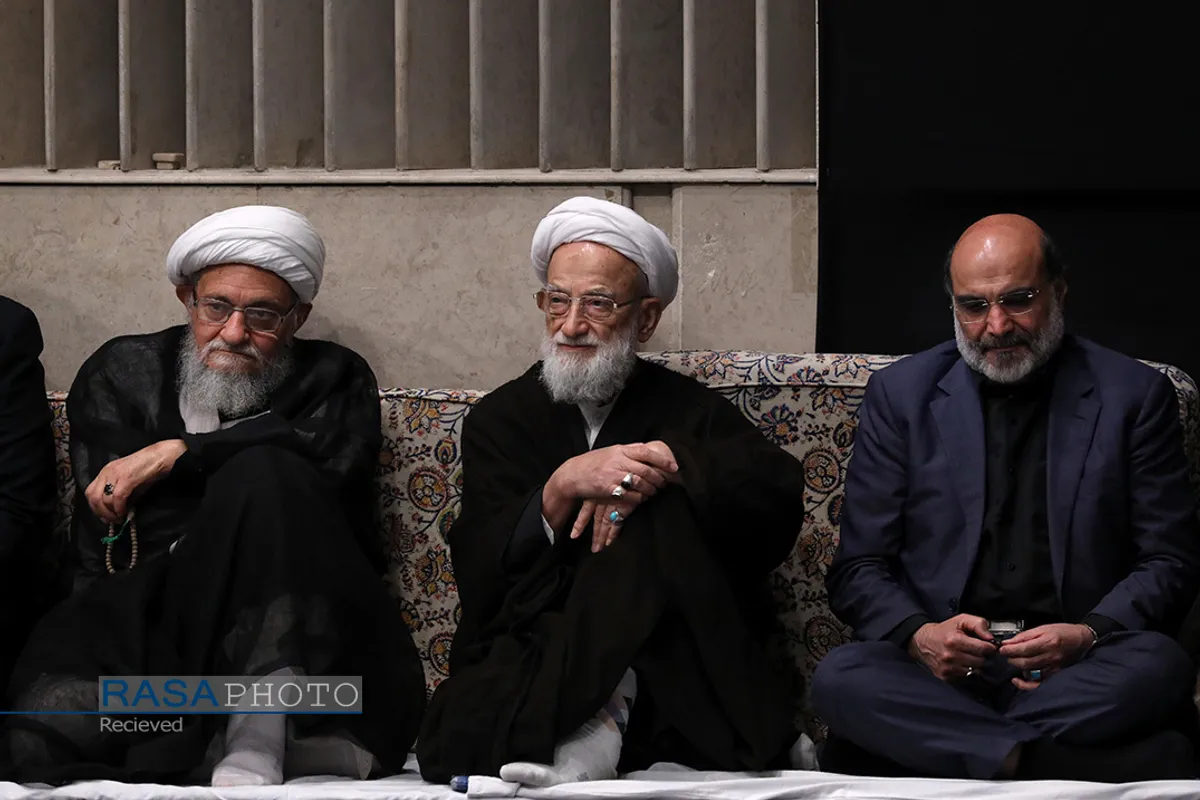 اولین شب مراسم عزاداری حضرت اباعبدالله الحسین (علیه&zwnj;السلام) با حضور رهبر انقلاب امام خامنه ای