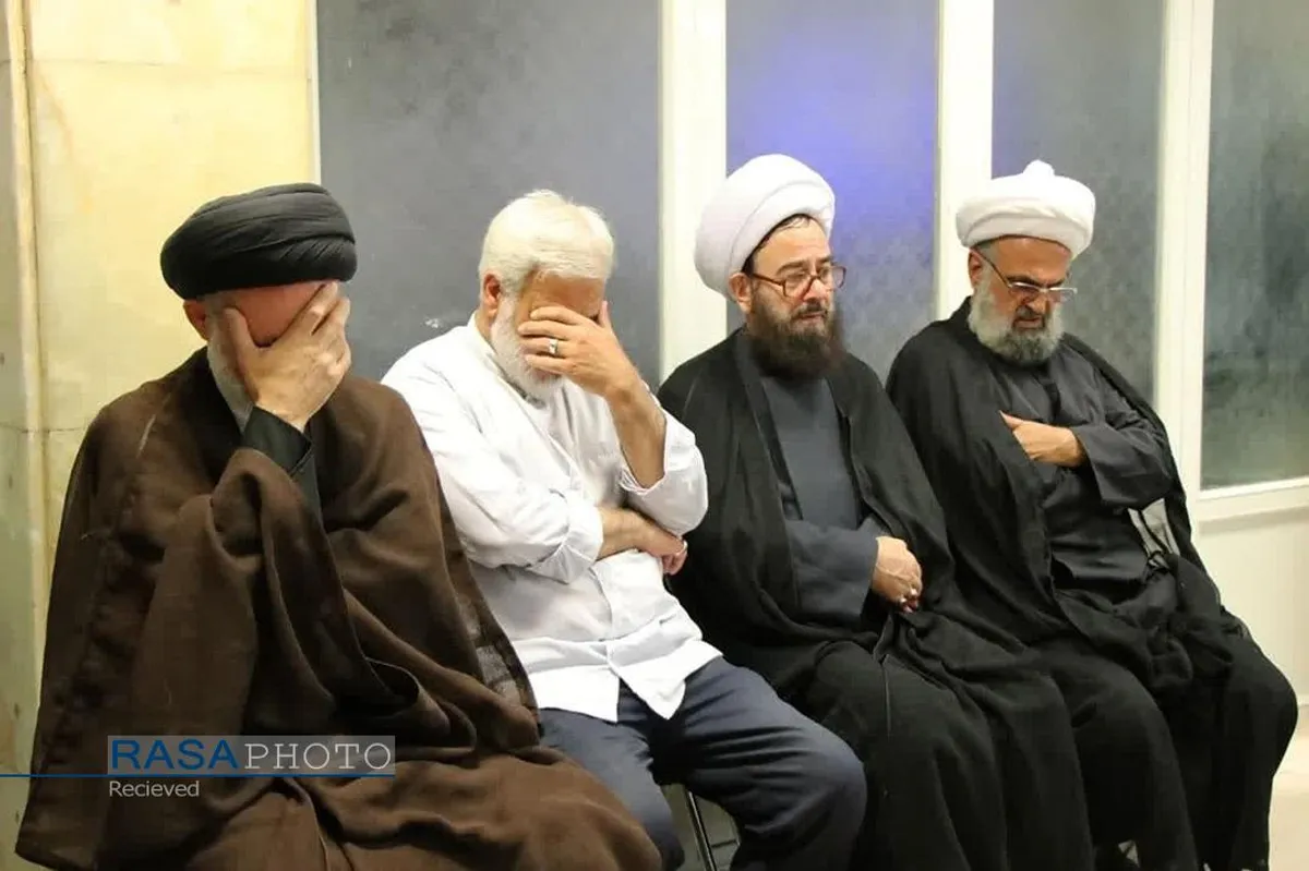 عزاداری روز عاشورای حسینی (ع) در بیوت مراجع تقلید