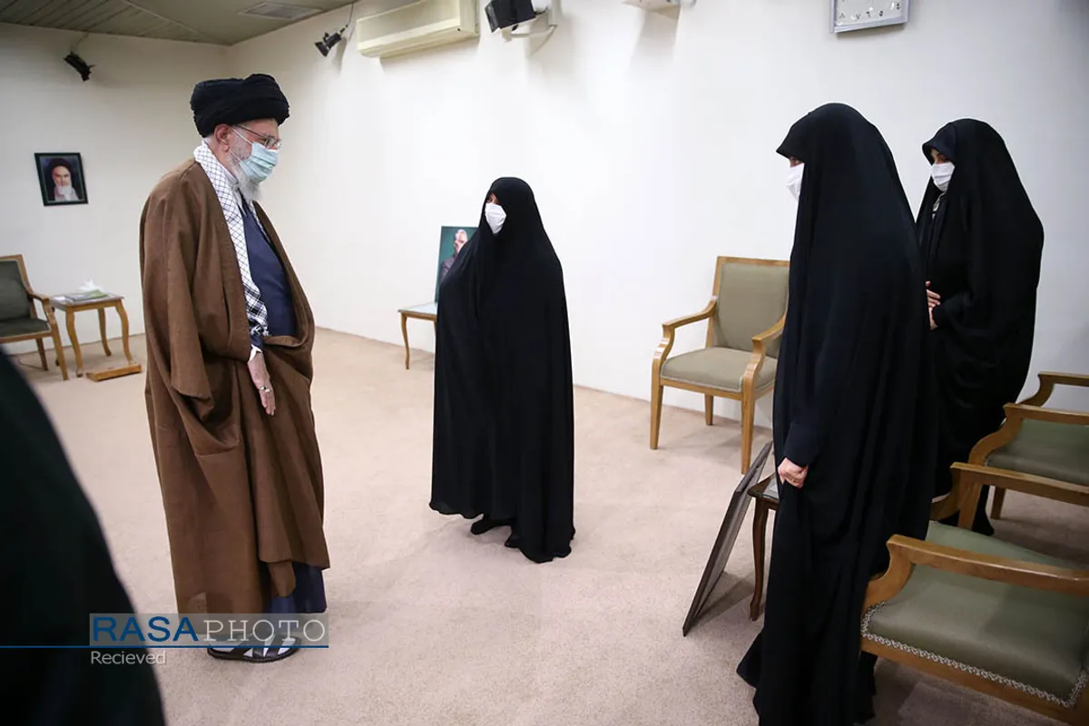 دیدار خانواده شهید سپهبد حاج قاسم سلیمانی با مقام معظم رهبری