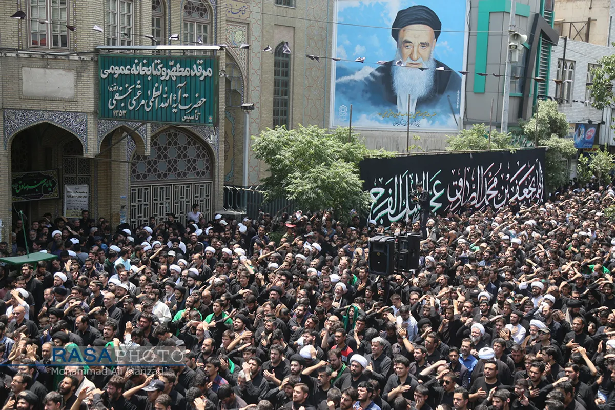 دسته عزاداری روز شهادت حضرت امام جعفر صادق (علیه السلام) با حضور حضرت آیت الله وحید خراسانی