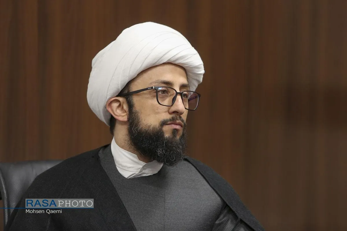نشست تحلیلی فقهی سیاستگذاری فضای سایبری بر پایه افکارسنجی
