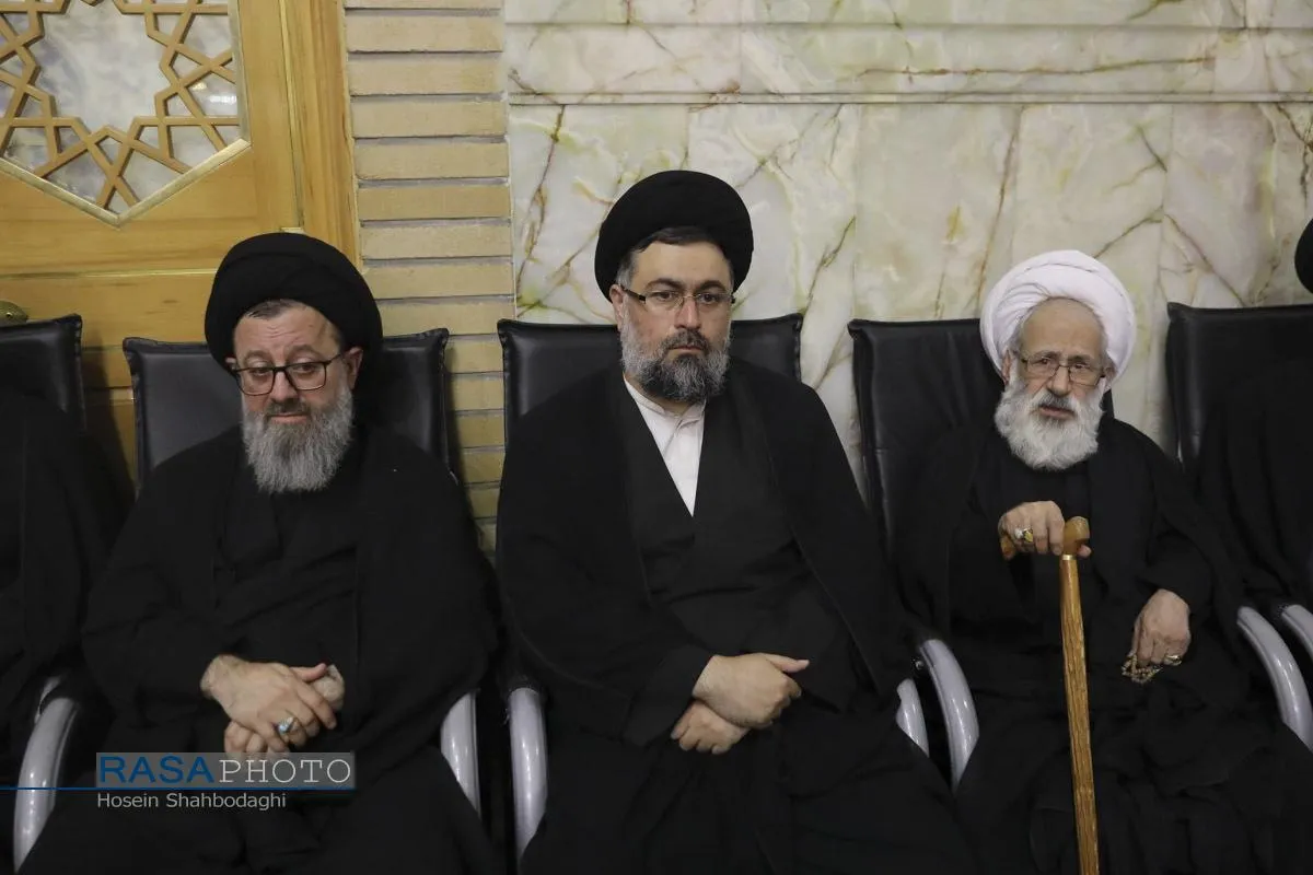 بزرگداشت امام شهید از سوی رهبر معظم انقلاب در حرم کریمه اهل&zwnj;بیت (س)