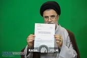 آقای ظریف باید پاسخگو باشد