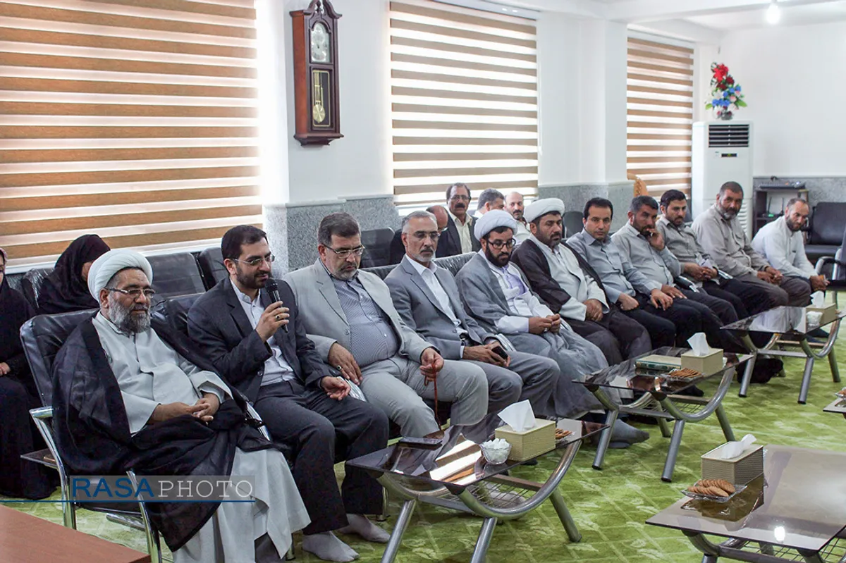 نشست طرح قدم های آسمانی تا امام مهربانی