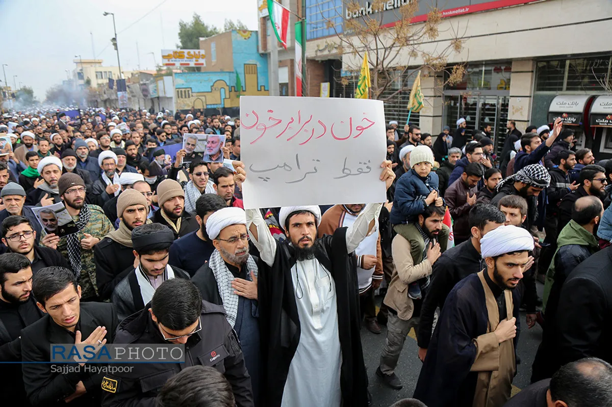 راهپیمایی خودجوش طلاب و بسیجیان قم در پی شهادت حاج قاسم سلیمانی