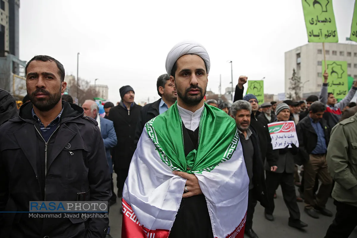 بعثت انقلاب | راهپیمایی با شکوه ۲۲ بهمن در مشهد