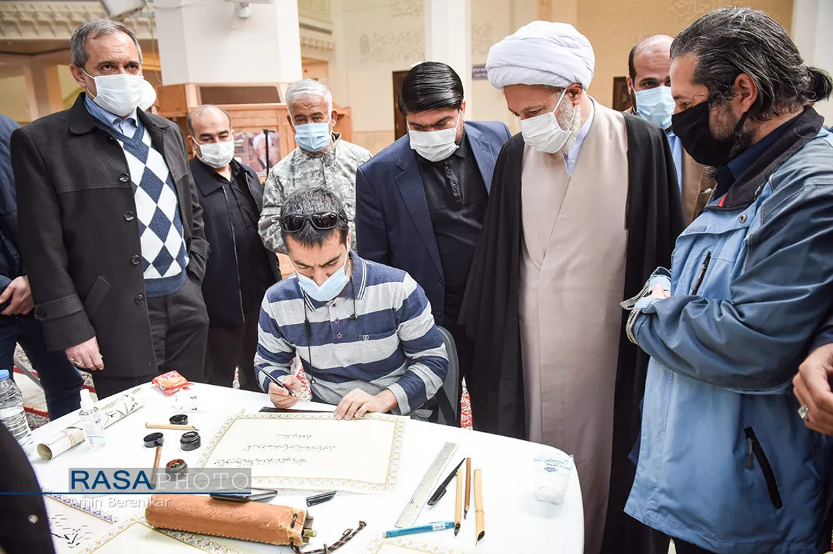 مراسم ارتحال آیت الله مصباح یزدی در حرم مطهر احمد بن موسی (ع) در شیراز&lrm;