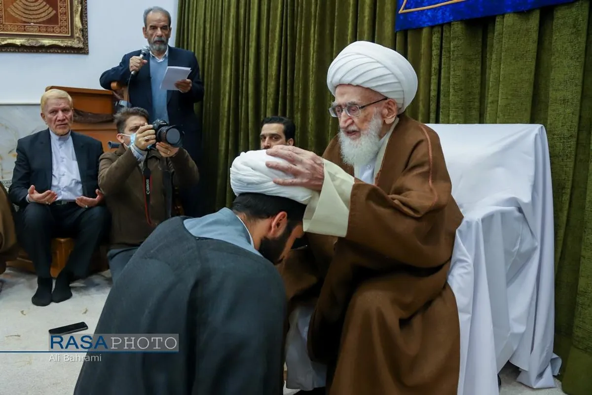 جشن روز نیمه شعبان و عمامه&zwnj;&zwnj;گذاری طلاب