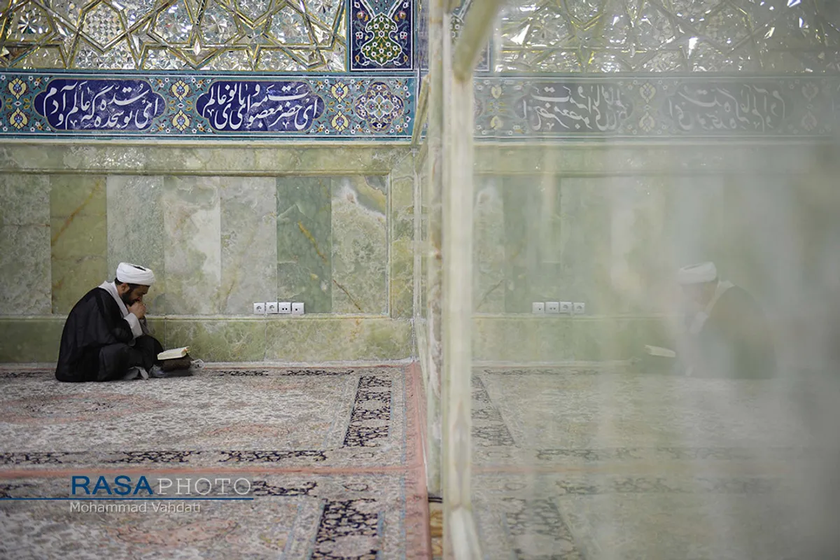 مراسم قرائت کامل دعای ابوحمزه&zwnj;ثمالی در حرم کریمه اهلبیت (ع)