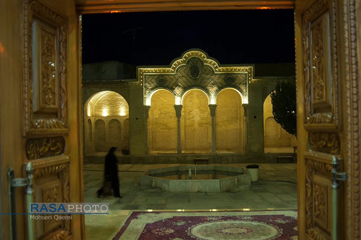 بارگاه امامزاده حمزه در قم- شاه حمزه
