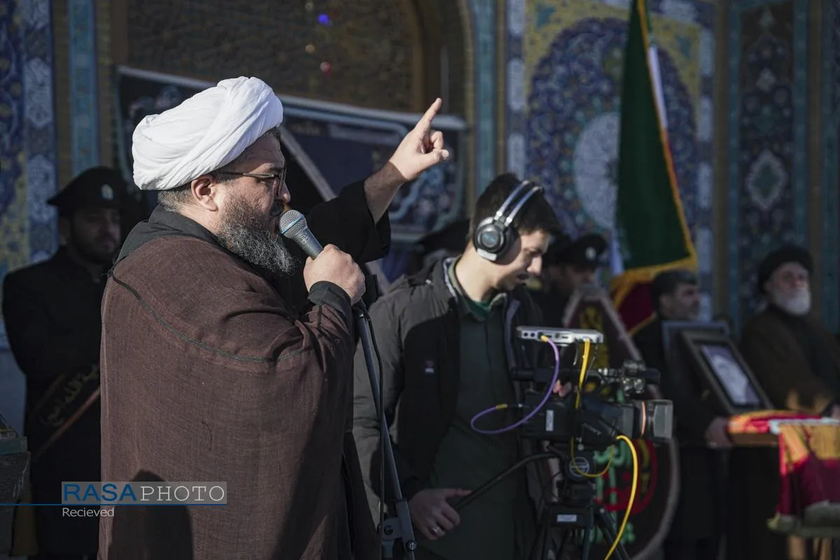 آئین تعویض پرچم مسجد مقدس جمکران در پی شهادت حضرت آیت&zwnj;الله&zwnj;العظمی خامنه&zwnj;ای (قدس&zwnj;سره)