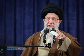 دیدار دست&zwnj;اندرکاران برگزاری کنگره ملی شهدای استان لرستان با مقام معظم رهبری
