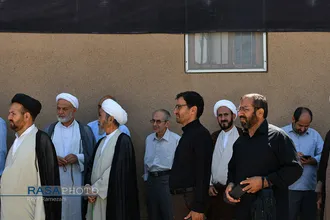 راهپیمایی مردم قم در سالروز قیام ۱۵ خرداد
