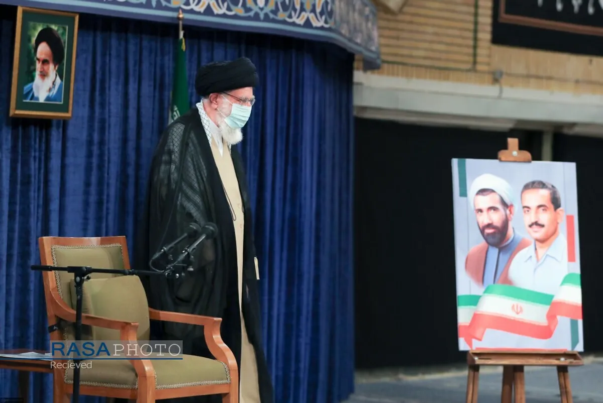 دیدار رئیس&zwnj;جمهور و اعضای دولت با رهبر انقلاب