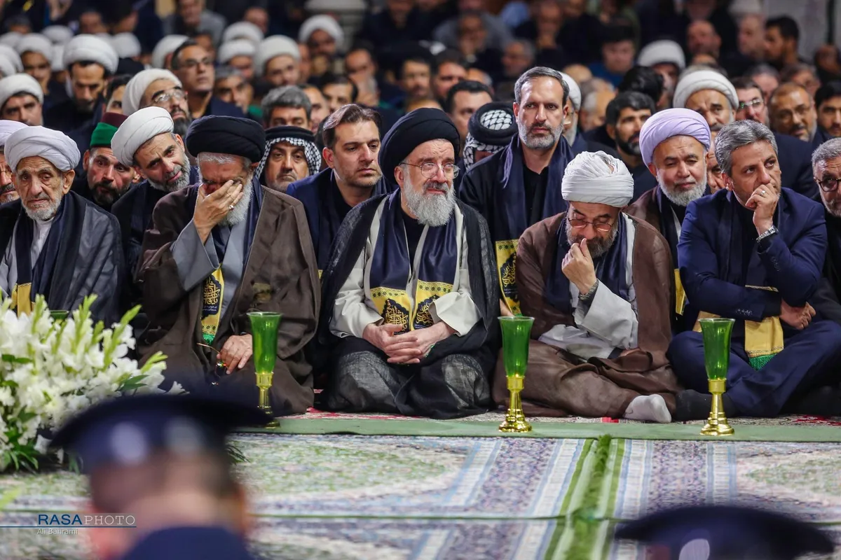 آیین شمعدان&zwnj; در شام رحلت بانوی کرامت (س)
