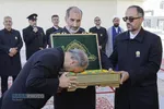 آیین تعویض پرچم گنبد منور رضوی در روز میلاد حضرت امام رضا (علیه&zwnj;السلام)