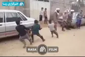 بازی طلاب با کودکان سیل زده