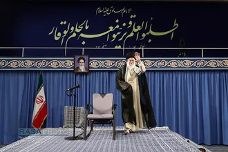 دیدار جمعی از دانشجویان و نمایندگان تشکل&zwnj;های دانشجویی با رهبر انقلاب