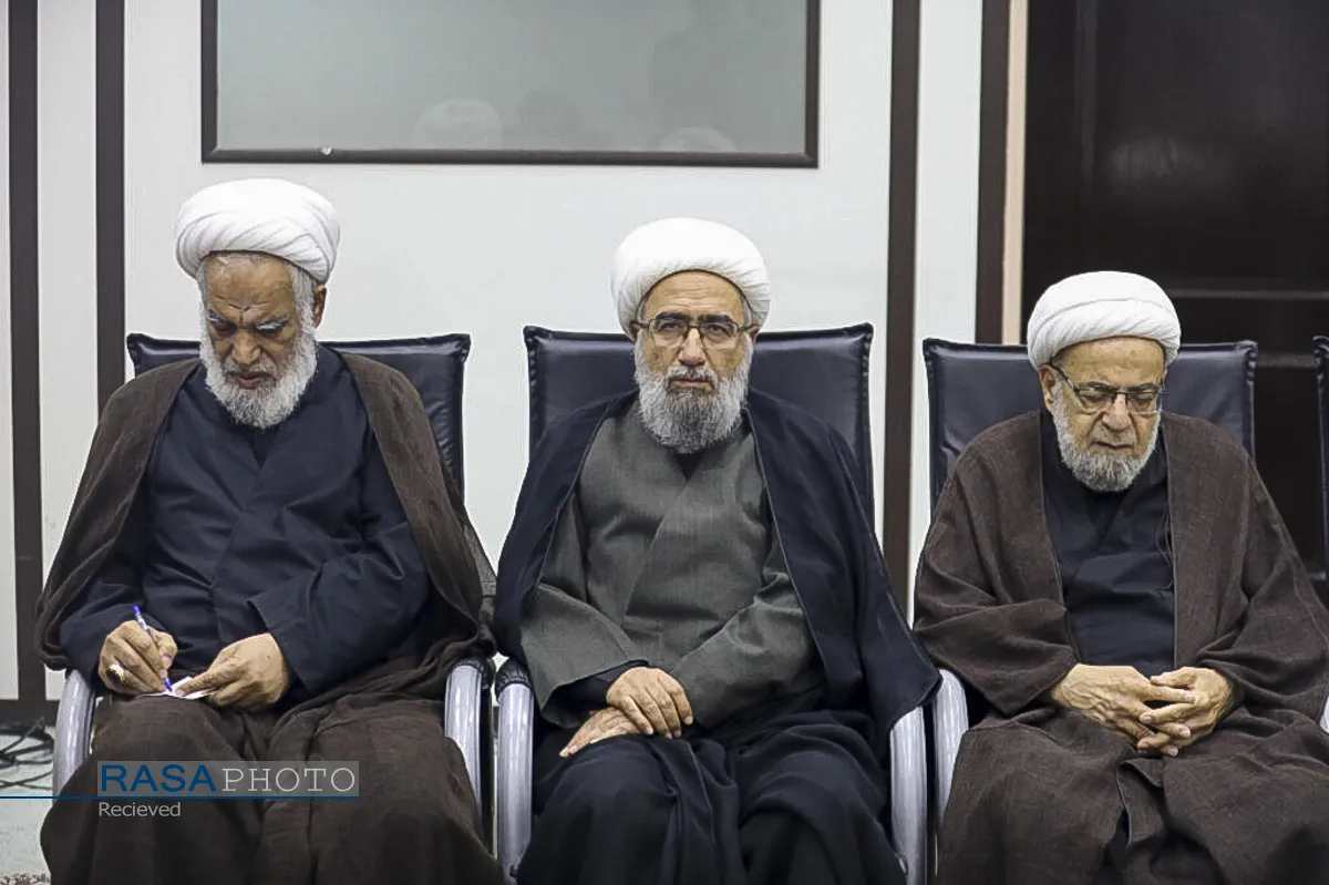 حضور رئیس قوه قضائیه در جلسه شورای عالی جامعه مدرسین حوزه علمیه قم
