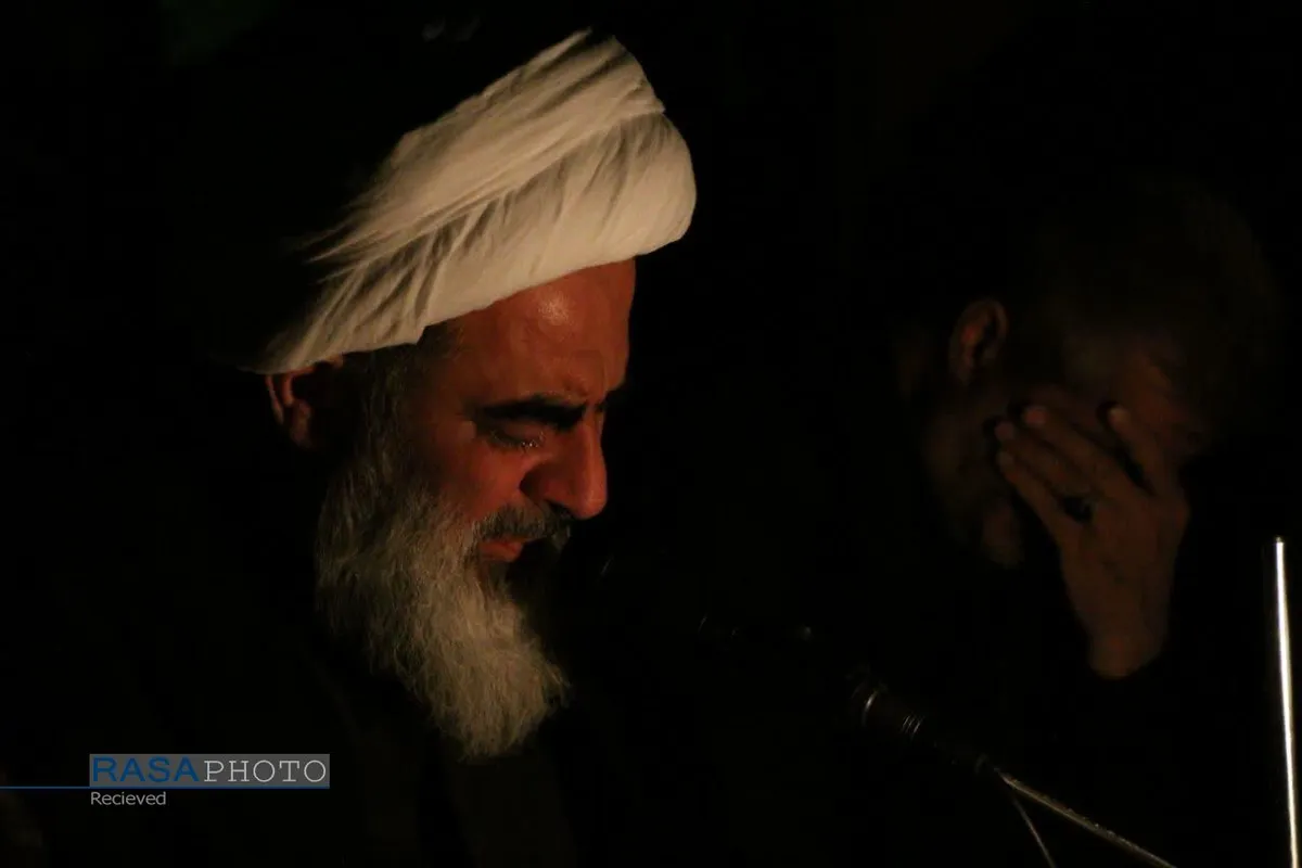 احیاء شب ۲۱ ماه مبارک رمضان با حضور آیت الله فاضل