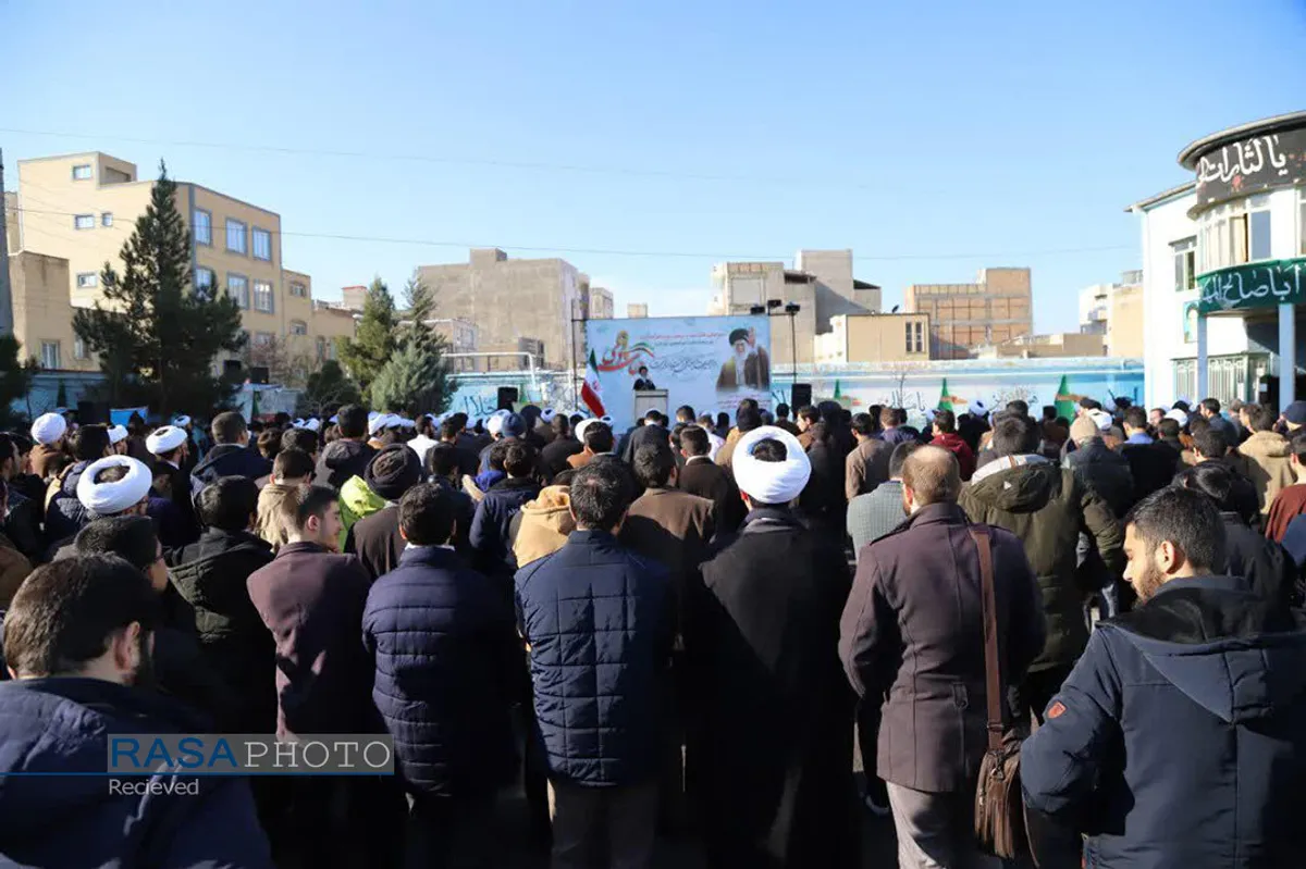 تجمع انقلابی طلاب، اساتید و روحانیون حوزه&zwnj;های علمیه تبریز در سالروز یوم الله ۹ دی