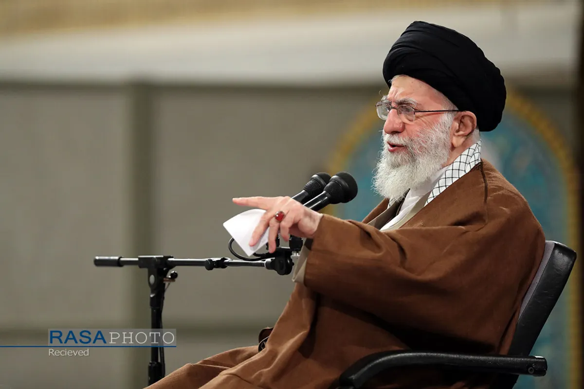 دیدار جمعی از معلمان با مقام معظم رهبری
