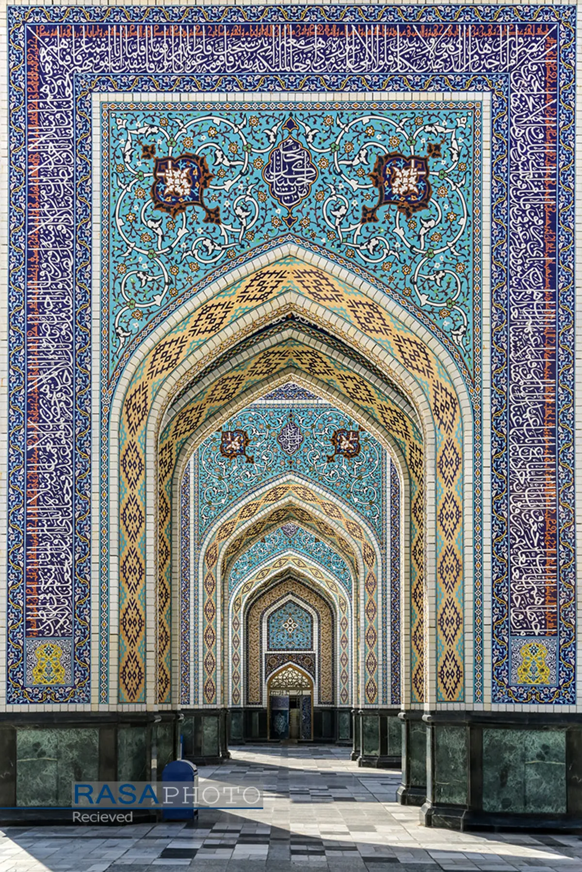بارگاه ملکوتی حضرت ثامن الحجج علی بن موسی الرضا (علیه السلام)